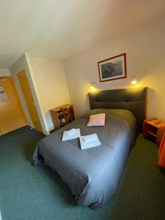 Hotel Le Campcardos Porta Esterno foto